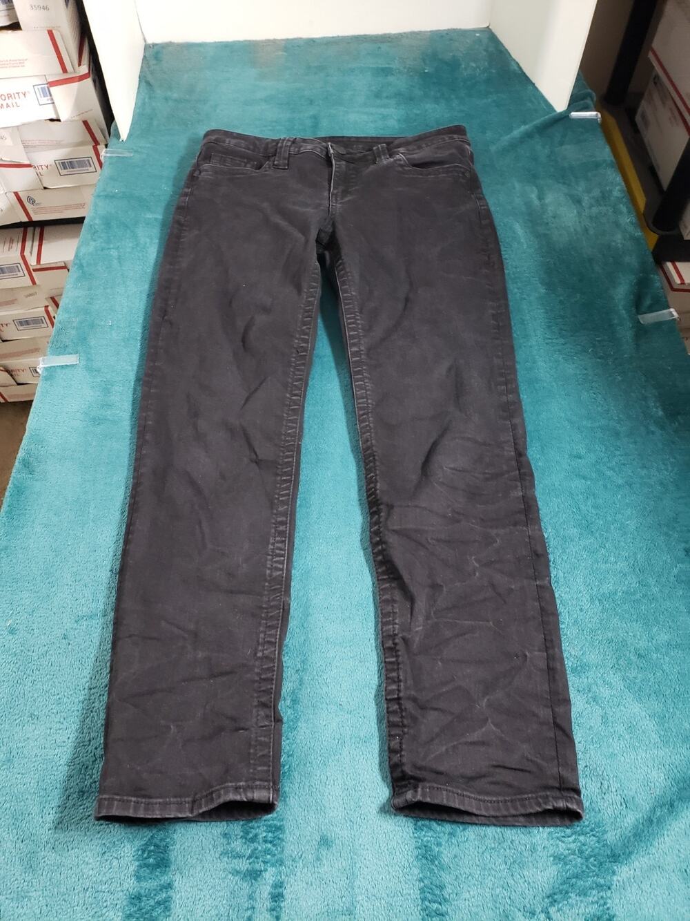 Kut from The Kloth Jeans Size 8 Short Womens Black Pants Mid Rise Straight